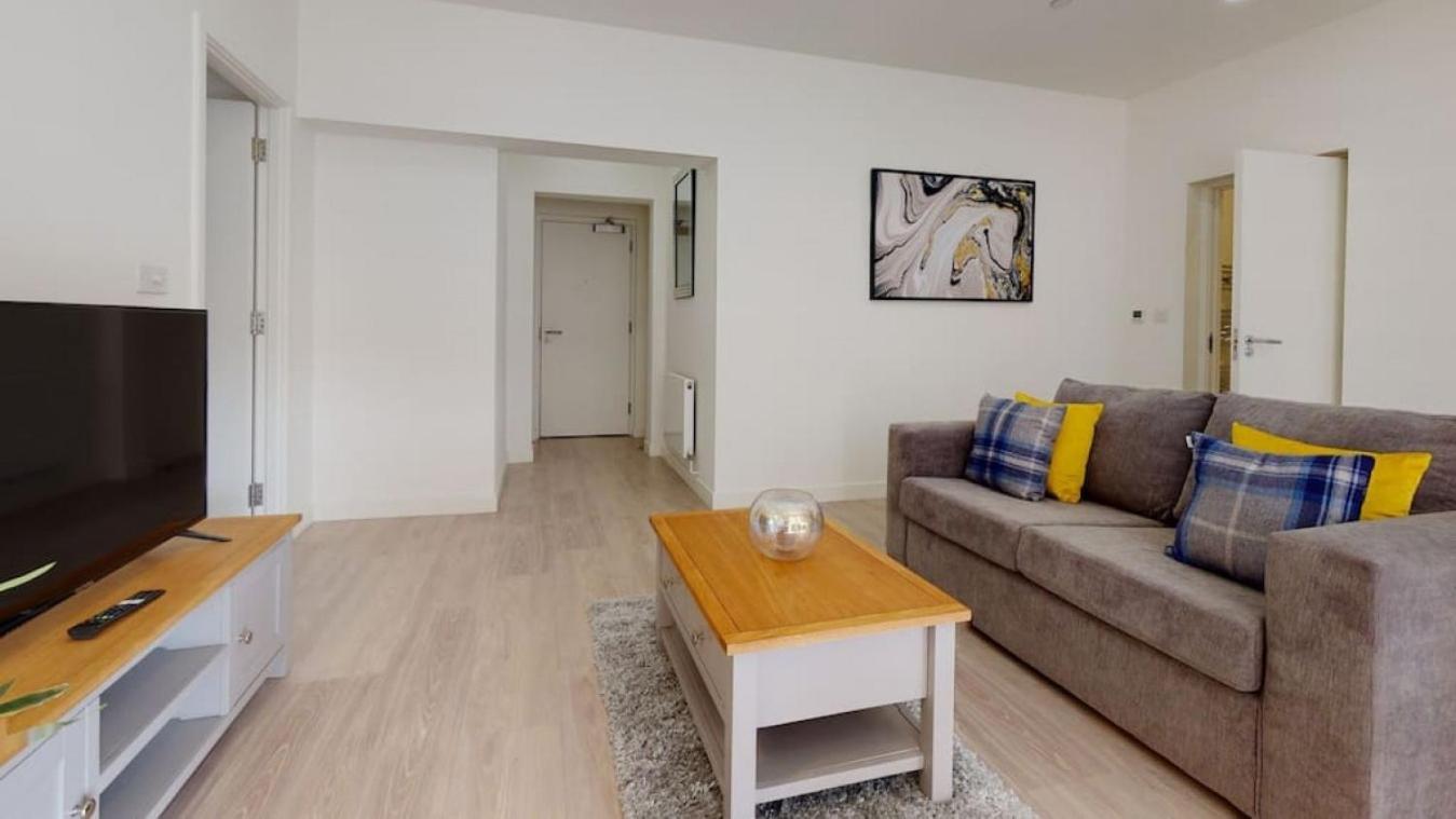 Luxury Apartment - Town Centre North Stevenage Exterior foto